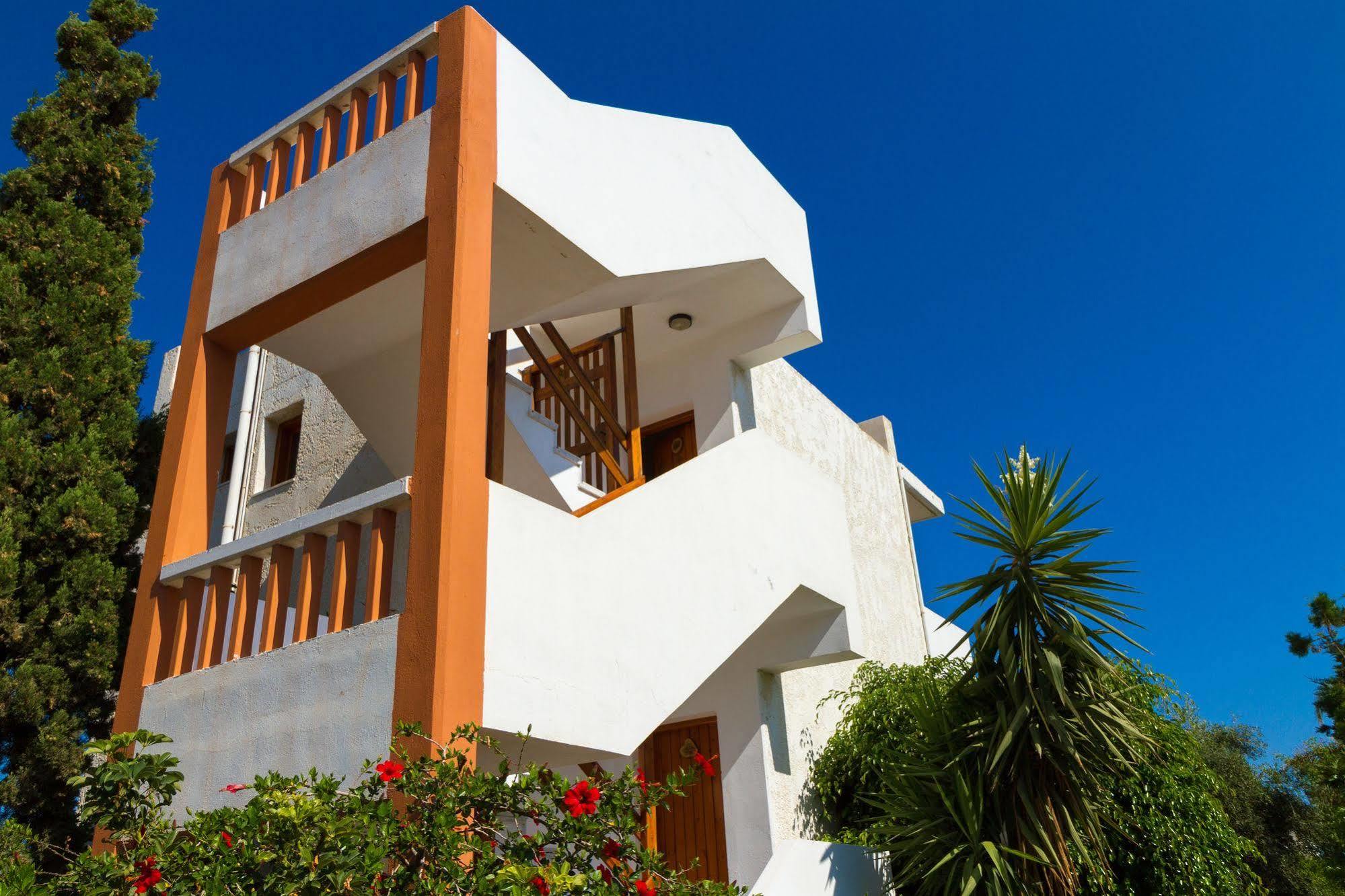 Ideal Hotel Kokkini Hani Luaran gambar